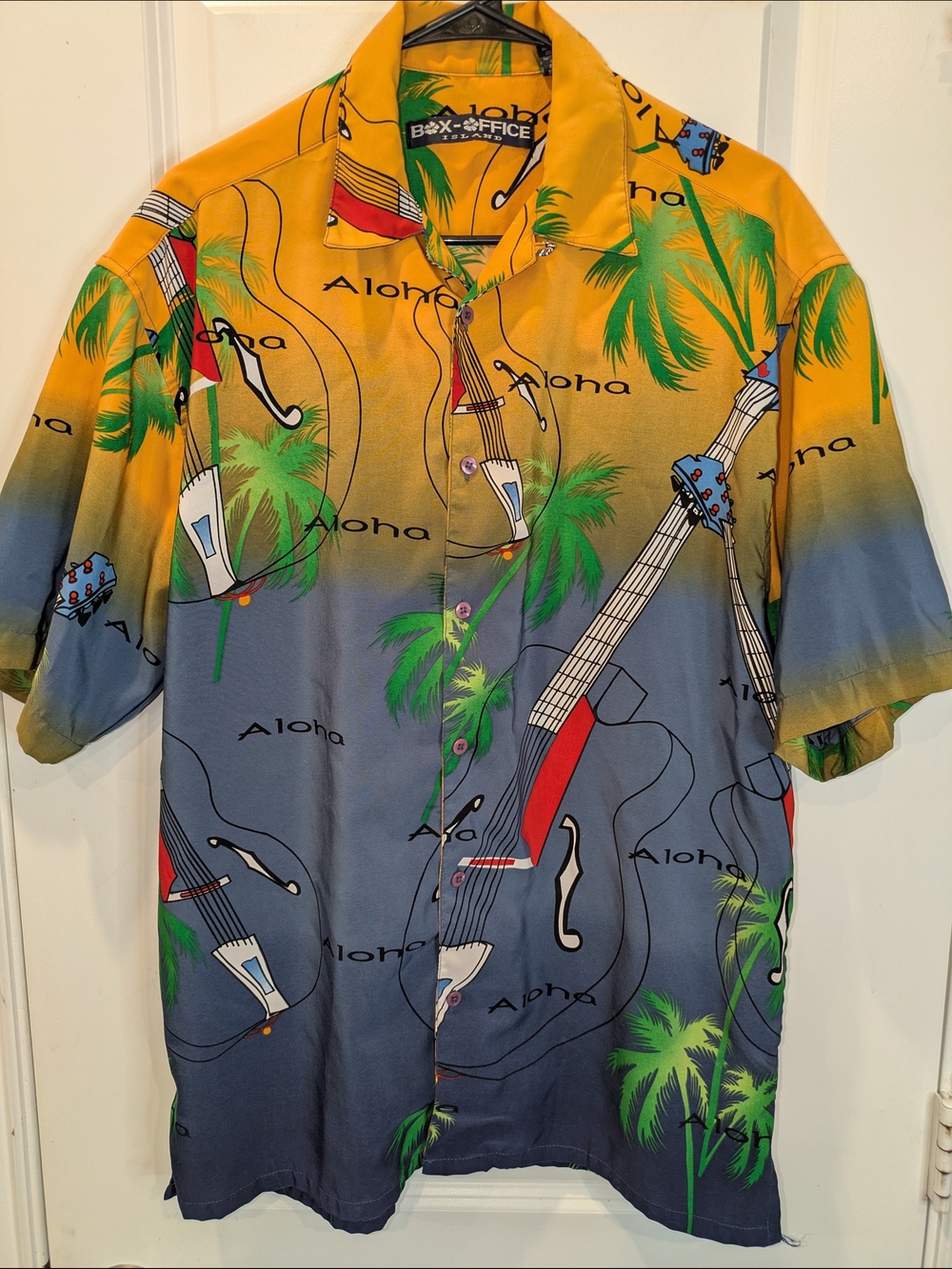 Box Office Island Aloha Hawaiian Shirt Guitar Palm Tree Button Front Men's M